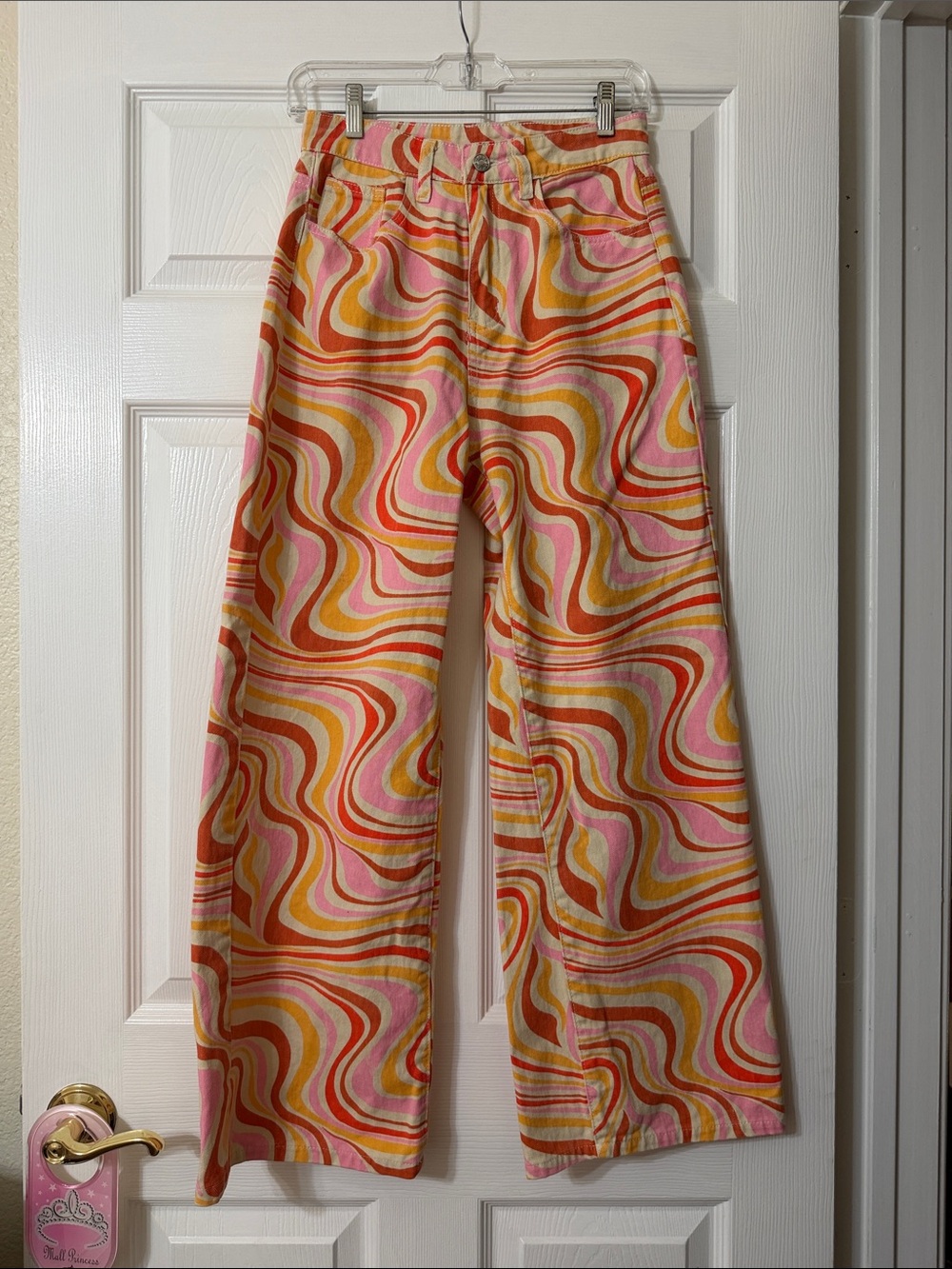 Women’s Retro Wave Pattern Wide-Leg Jeans — Pink & Orange - tag was removed